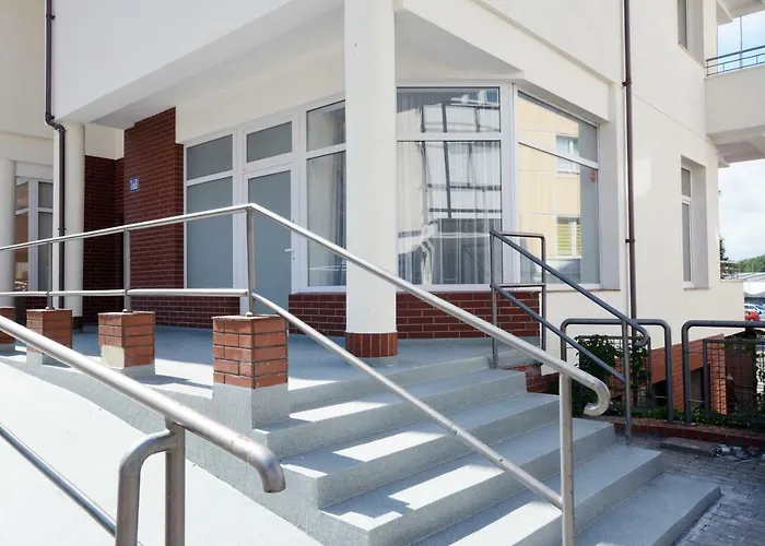 Towarowa Апартаменты *